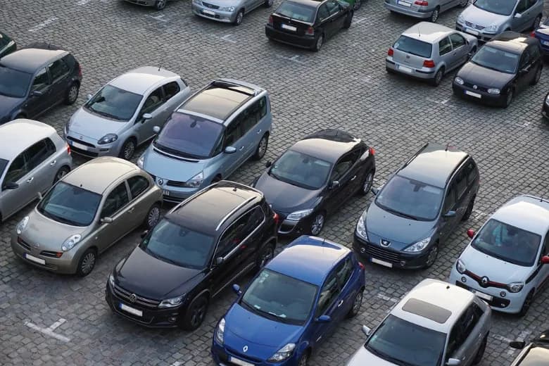 Privatwagen oder Firmenwagen: Was ist die bessere Wahl?